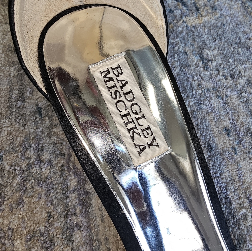 Badgley Mischka Shoes - Picture 8 of 12